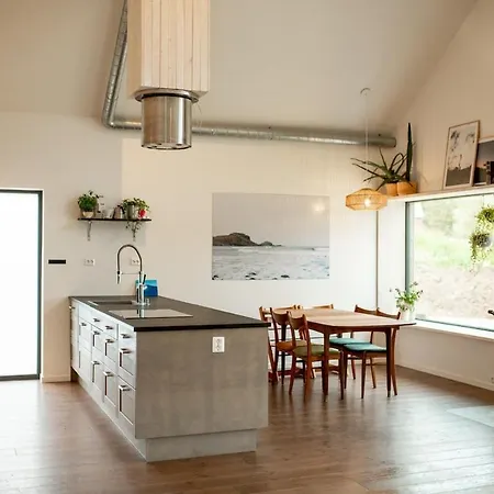 Large House With Ocean View At Ervik And Vestkapp Ferienhaus *